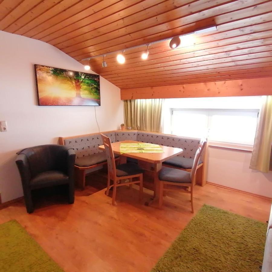 Haus Hubertus Lejlighed Hochfilzen Eksteriør billede